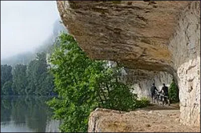 Lequel de ces cours d'eau ne traverse pas le département du Lot ?