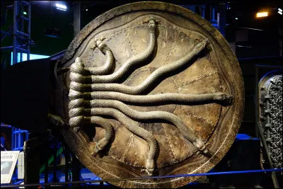 Quel sorcier a créé la Chambre des Secrets ?