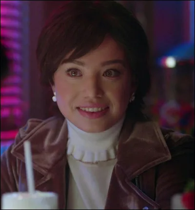 Qui est mort pendant l'épisode musical de la saison 2 ?