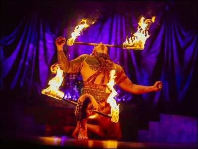 Qui est le réalisateur du film "Sous le soleil de Satan" ?