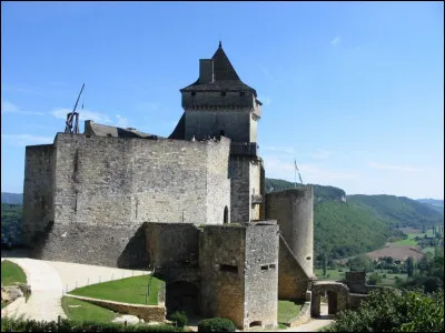 Quel est ce château se trouvant en Dordogne ?
