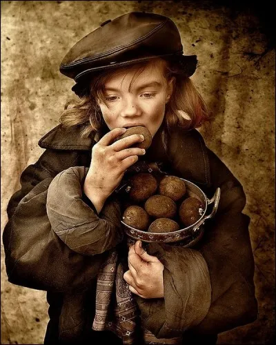 Gavroche avant de mourir chante : Je suis tombé par terre, c'est la faute à... .