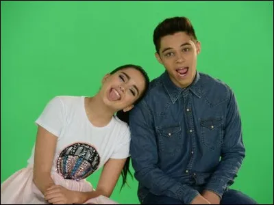 Est-elle en couple ?