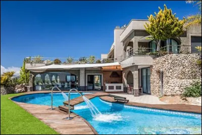 Quel est le nouveau lieu ?