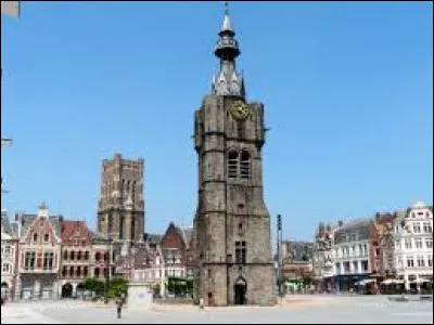 23 beffrois du Nord-Pas-de-Calais et de Belgique sont classés au patrimoine mondial de l'UNESCO.
Pouvez-vous localiser ce beffroi emblématique qui trône au centre de sa Grand'Place depuis 1346 ?