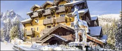 Voici un hôtel de 5 étoiles possédant le label palace qui se nomme le Cheval Blanc. Où se trouve-t-il ?