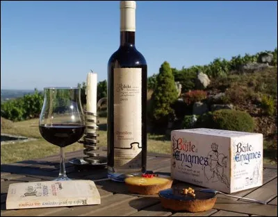 Toujours dans la grande famille des "mistelles", ce vin "muté" [c'est-à-dire ?] qui nous vient du Beaujolais : quel est son nom, assez comique il faut le dire ?