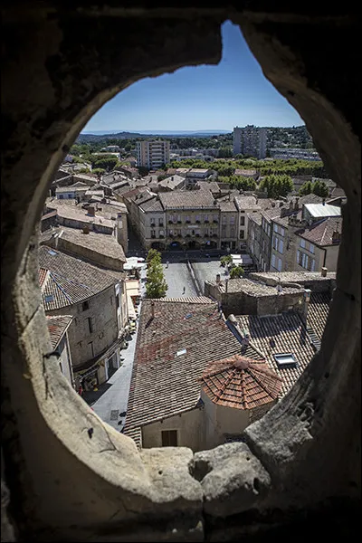 Récréation > Dans cette ville du Gard, une "Bagnols ... " risque de tomber dans la rivière !