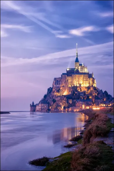 C'est le troisième site le plus visité en France et il défie chaque jour les éléments pour tenir debout. De quoi parlons-nous ici ?