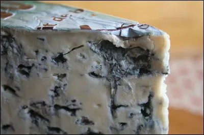 Remontez plus loin dans votre mémoire olfactive : Georges Pompidou sentait quoi, à part le Normalien malin ?