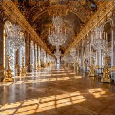 À quand remonte la construction du château de Versailles ?