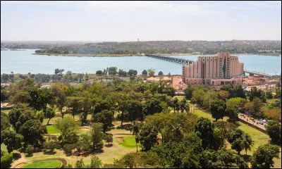 De quel pays d'Afrique la ville de Bamako est-elle la capitale ?