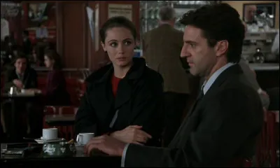 Quel cinéaste français a réalisé le film "Un coeur en hiver" (1992) ?