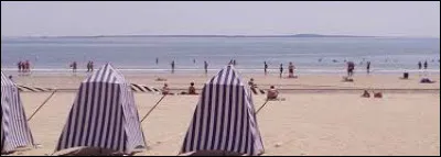 Royan. Joyau de l'Atlantique. Où l'eau n'est ni trop chaude, ni trop froide. Que demander de plus ?