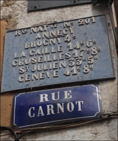Combien y a-t-il de rues Carnot ?