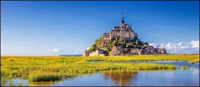 Qui est le maire de cette commune depuis 2014 ?