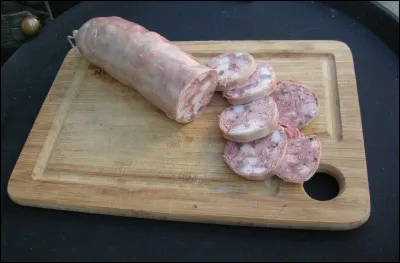 Nous sommes en Isère, je vous fais découvrir le murçon, à quelle ville appartient ce fameux saucisson parfumé au carvi qui lui donne une saveur anisée ?