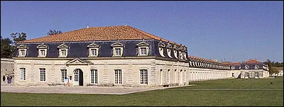 Nouvelle-Aquitaine - L'Arsenal de Rochefort. En quelle année la construction de ce monument s'acheva-t-elle ?