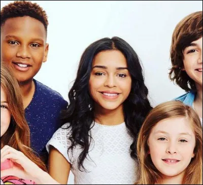 Quand Erza a-t-elle participé aux "Kids United" ?