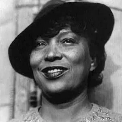 "Comme Zora Hurston, j'vis de ma plume/ J'dois rien à personne, comme quand j'avais pas de thune". Quel rappeur rend hommage à cette auteure afro-féministe, notamment connue pour son roman intitulé "Their Eyes Were Watching God" (ou "Une femme noire" en français) ?