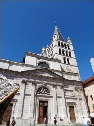 Où pouvez-vous retrouver cette majestueuse cathédrale ?