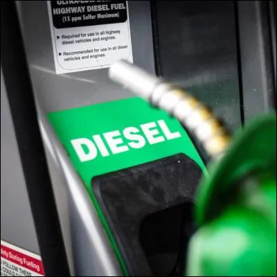 Quel carburant est &eacute;galement appel&eacute; diesel ?