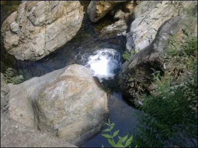 Voici la (véritable) piscine ! Pour les horaires (afin de ne pas se bousculer !), que faire ?