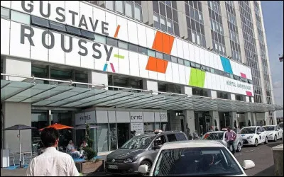 Dans quel domaine scientifique l'hôpital Gustave-Roussy de Villejuif s'est-il fait un nom à l'international ?