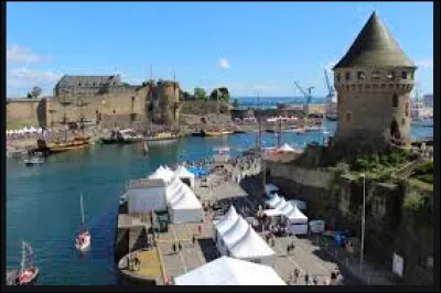 Dans quel département se situe Brest ?