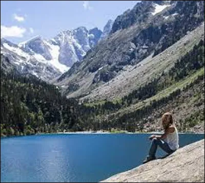 Complétez : depuis la fin des années 60, la population de Lourdes a plutôt tendance à...