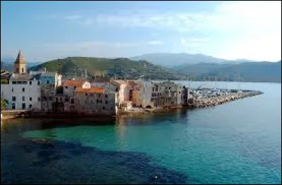 Cette commune se situe dans le Nebbio, une microrégion à la base occidentale du Cap Corse. En Corse, elle s'appelle San Fiurenzu. Quelles est cette commune ?