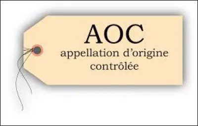 En quelle année le reblochon obtient-il l'AOC ?