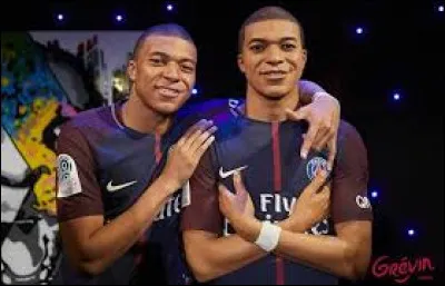 Amusant ces statues en cire ! Nous sommes au :