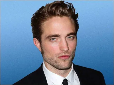 Robert Pattinson joue le personnage de :