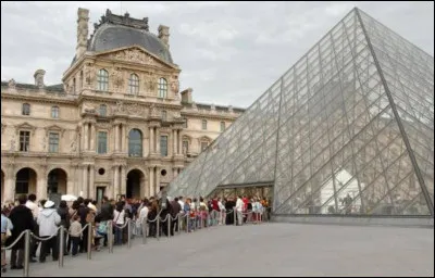 En troisième place, nous retrouvons le musée du Louvre ! Laquelle de ces uvres ne pouvez-vous pas admirer en ses lieux ?