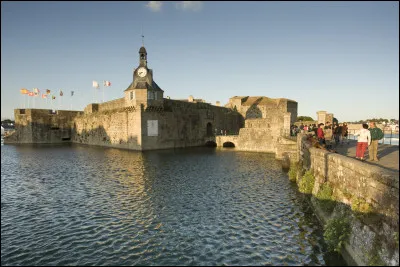 Et voici la ville finale de notre voyage à travers la Bretagne. Où sommes-nous ?