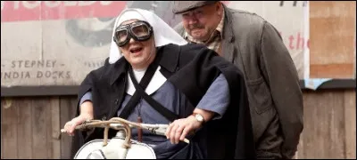 Qui est cette sur autoritaire mais qui a un bon fond ?