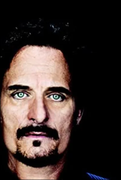 Kim Coates n'a pas joué dans...