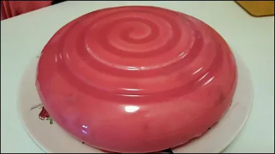 Dans le premier tome encore, Allie aide Marie Kay a préparer son gâteau d'anniversaire. Quel parfum le glaçage a-t-il ?