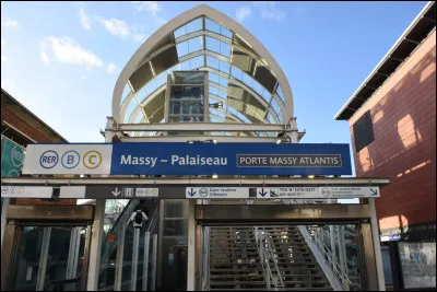 Votre frère vous appelle à présent pour vous rejoindre à Clermont-Ferrand. Partant de Massy-Palaiseau, il ne sait pas quel chemin emprunter. Que pouvez-vous lui conseiller ?