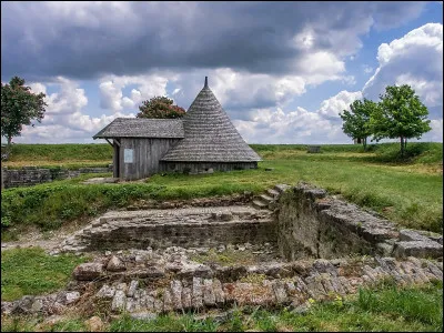 En partant, n'oubliez pas d'amener les enfants (et les coeurs transis...) chez le monsieur qui tenait autrefois cet endroit : ils seront ravis !