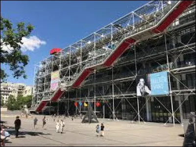 Dans quelle ville se trouve le Centre Pompidou ?