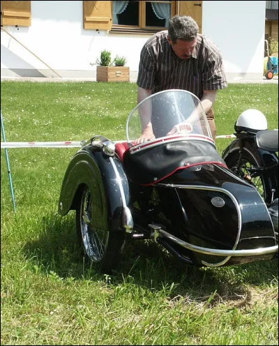 Nul n'ignore son adresse, c'est le...