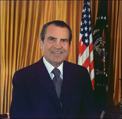 Nixon est président des Etats-Unis depuis le 20 janvier de l'année précédente : nous sommes en ...
