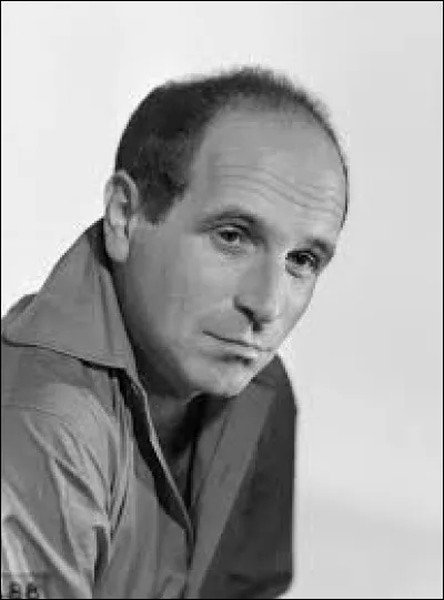 Ferré chante "Jolie Môme" en ...