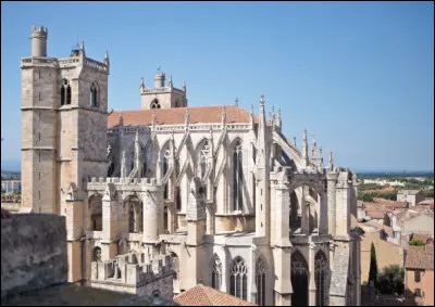 Le dernier site de ce top 20 des plus visités est la cathédrale Saint-Just-et-Saint-Pasteur de Narbonne ! Elle est pourtant inachevée : que ne trouverez-vous pas à l'intérieur ?