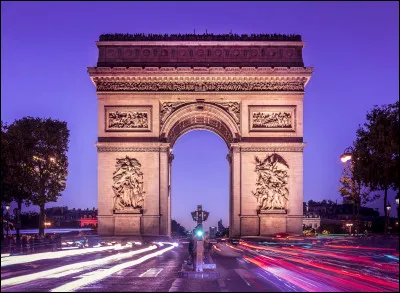 Comment se nomme cet autre grand monument parisien ?