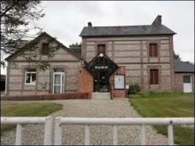 Petit tour en Normandie, &agrave; Cl&eacute;ville. Commune du pays de Caux, elle se situe dans le d&eacute;partement ...