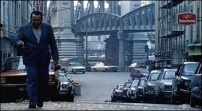 Qui a tenu le principal r&ocirc;le f&eacute;minin au c&ocirc;t&eacute; de Coluche dans le film "Tchao Pantin" de Claude Berri en 1983 ?