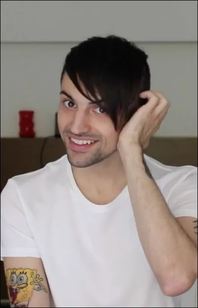 Comment s'appelait le petit ami de Mitch (2018-2019) ?